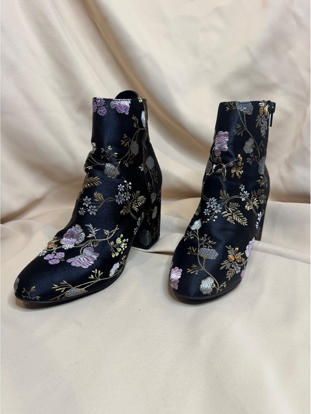 Bar Ill Black Floral Fabric Upper Ankle Boots Size 7M